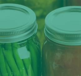 4 mason jars with veggies