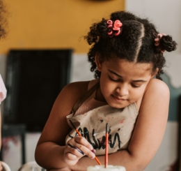 3 girls painting