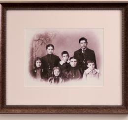 Portrait of Hixon Family, (II)