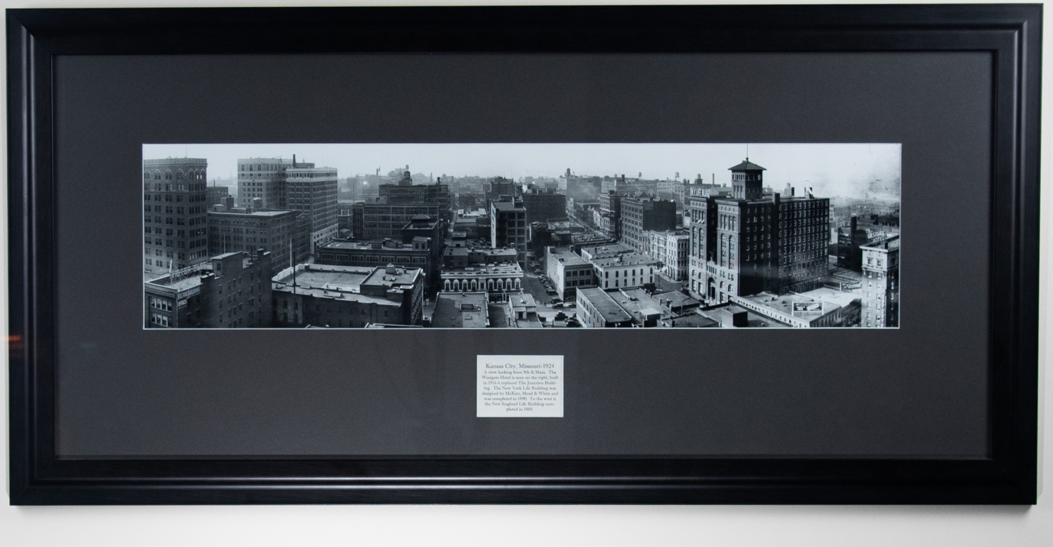 A panoramic view of Kansas City from 9th and Main