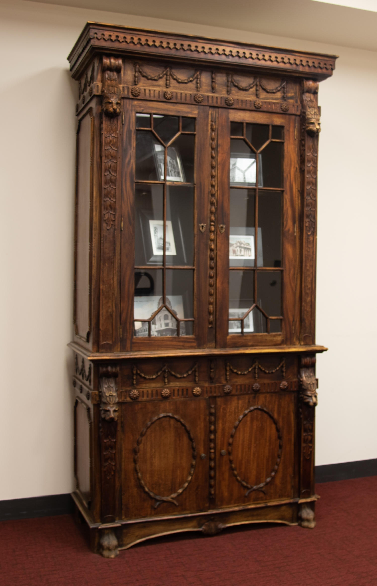 Four Lions Bookcase (II) 