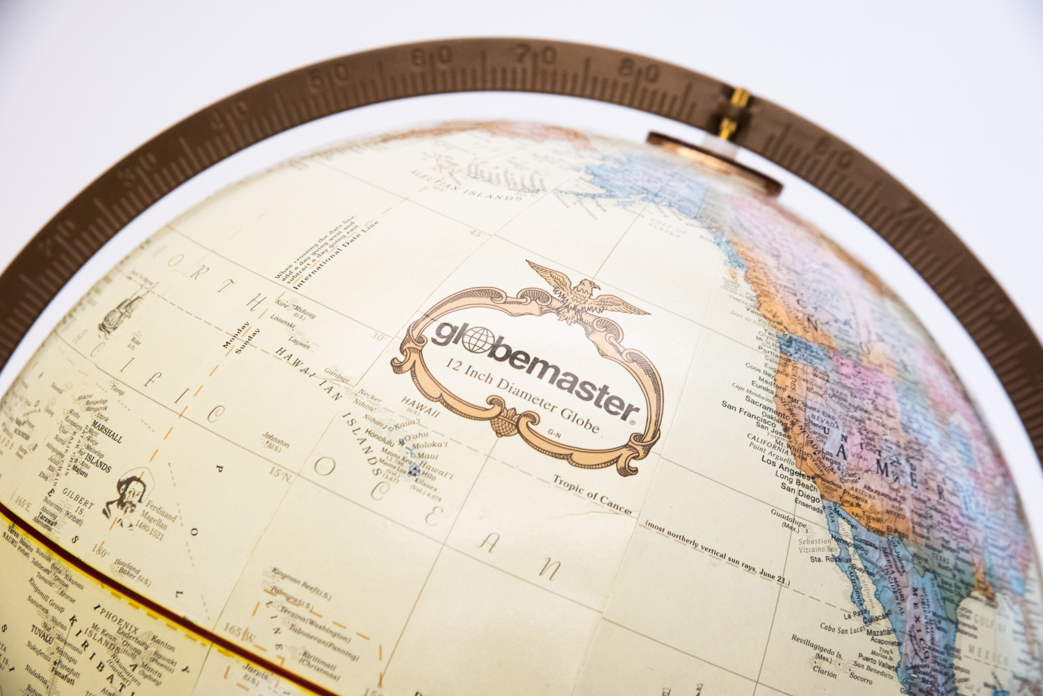 Globemaster Globe, detail