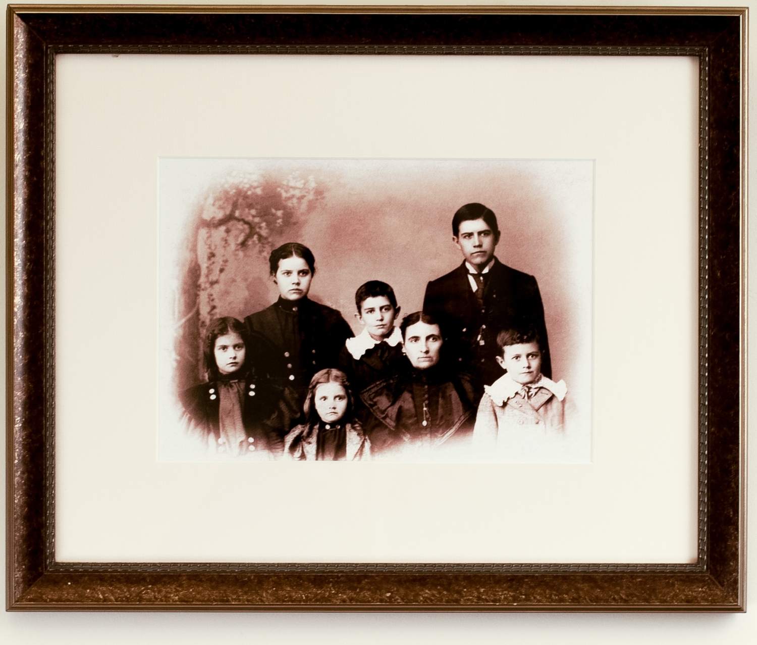 Portrait of the Hixon Family (i)