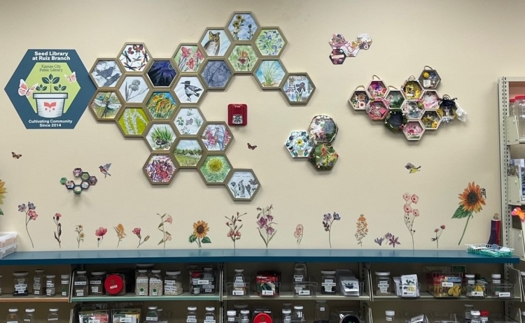 Communi-Bee Art Wall at Ruiz Branch