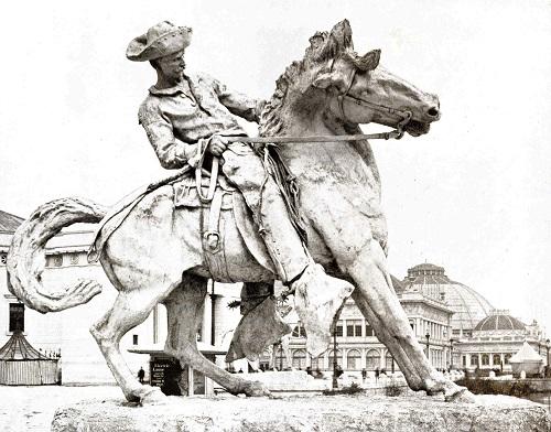 Statue of a man on horseback