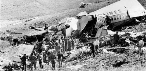Continental Airlines Flight 11 crashed in 1962