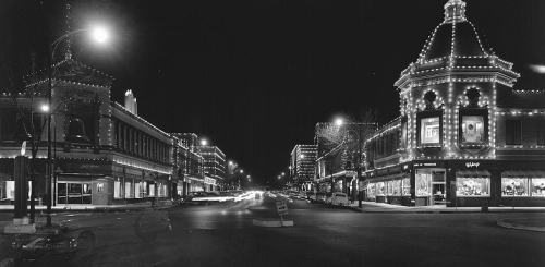 Holiday lights on the Country Club Plaza.